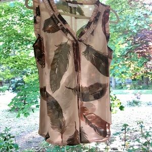 🌿Gorgeous sleeveless blouse, medium✨